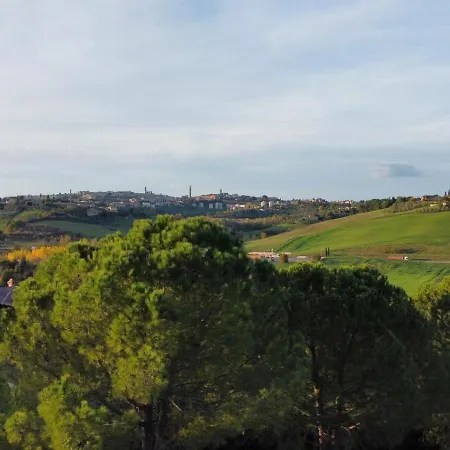 Daire Agriturismo La Terrazza Sul Mangia *